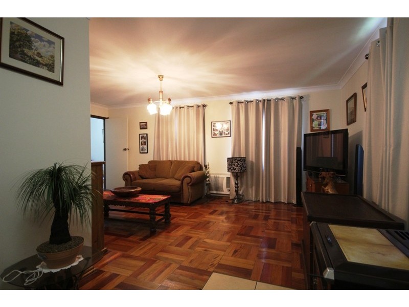 23 Kanangra Drive, Taree NSW 2430