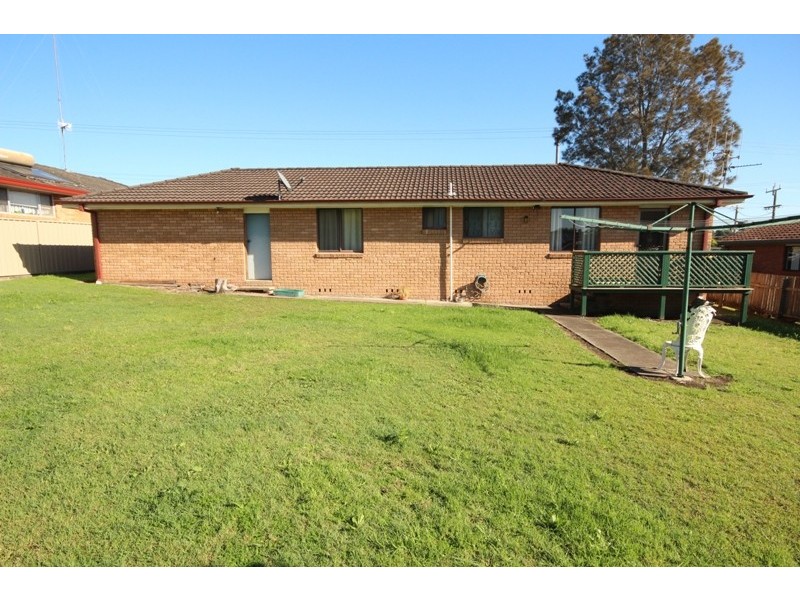 23 Kanangra Drive, Taree NSW 2430