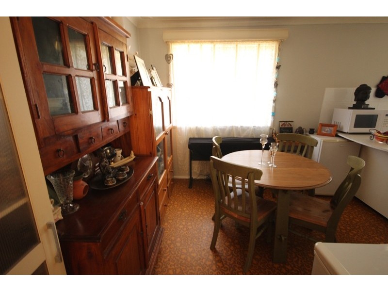 1 Hillcrest Close, Taree NSW 2430