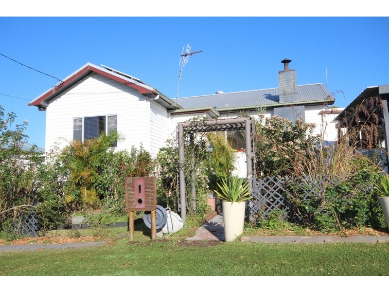 44 Marlee Street, Wingham NSW 2429