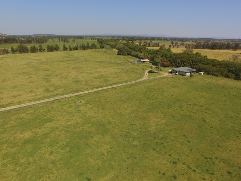 15 Old Bridge Road, Jones Island NSW 2430