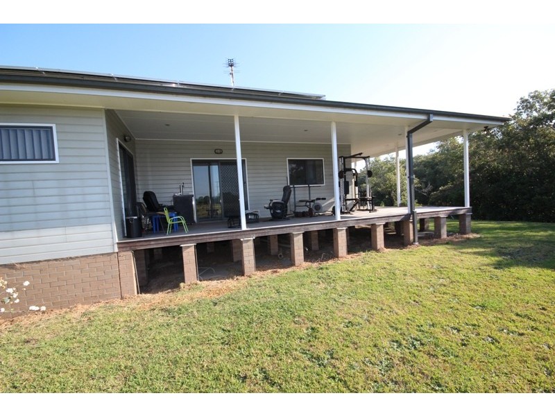 15 Old Bridge Road, Jones Island NSW 2430