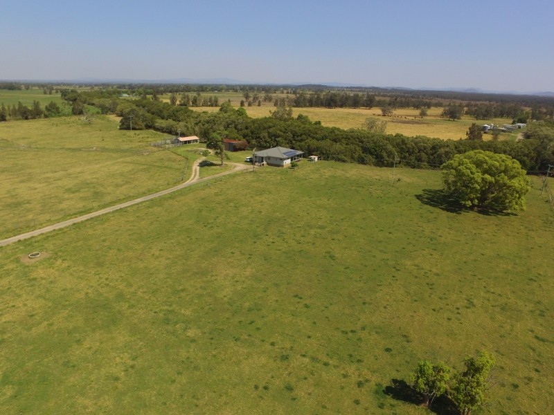 15 Old Bridge Road, Jones Island NSW 2430
