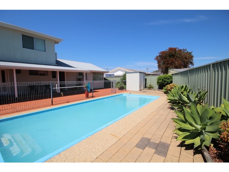 17 Dolphin Avenue, Taree NSW 2430