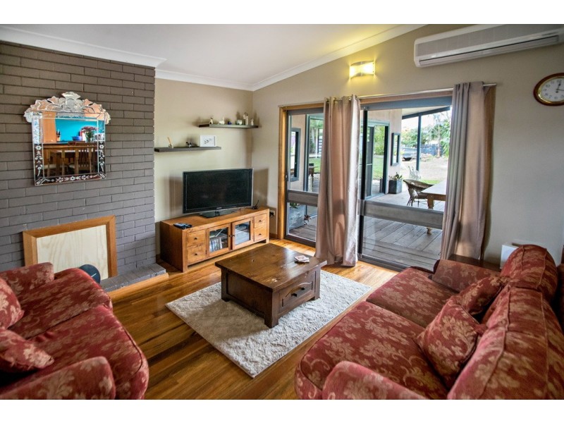 8 McLaughlin Avenue, Taree NSW 2430