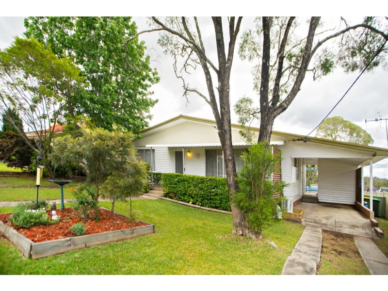 12 Rouse Street, Wingham NSW 2429