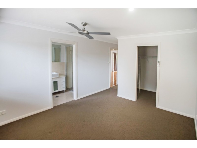 5 Hakea Close, Taree NSW 2430