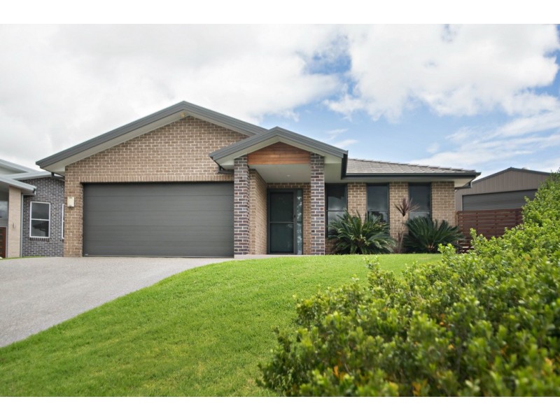 5 Hakea Close, Taree NSW 2430