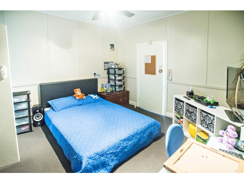 19 Lambert Street, Wingham NSW 2429