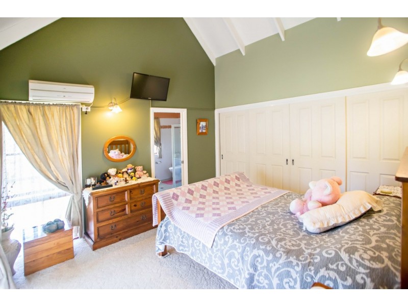 17 Sorrento Place, Taree NSW 2430