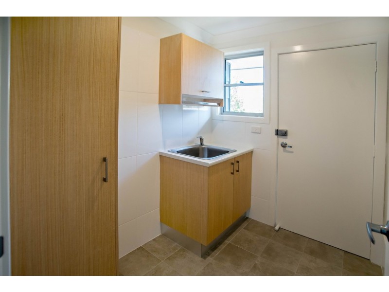 2 / 93 Wingham Road, Taree NSW 2430