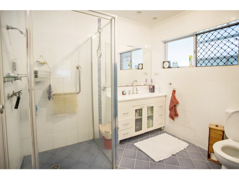 5 Hibiscus Close, Taree NSW 2430