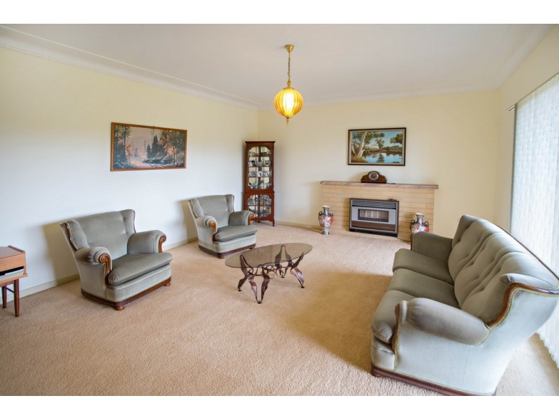 6 McLennan Street, Taree NSW 2430