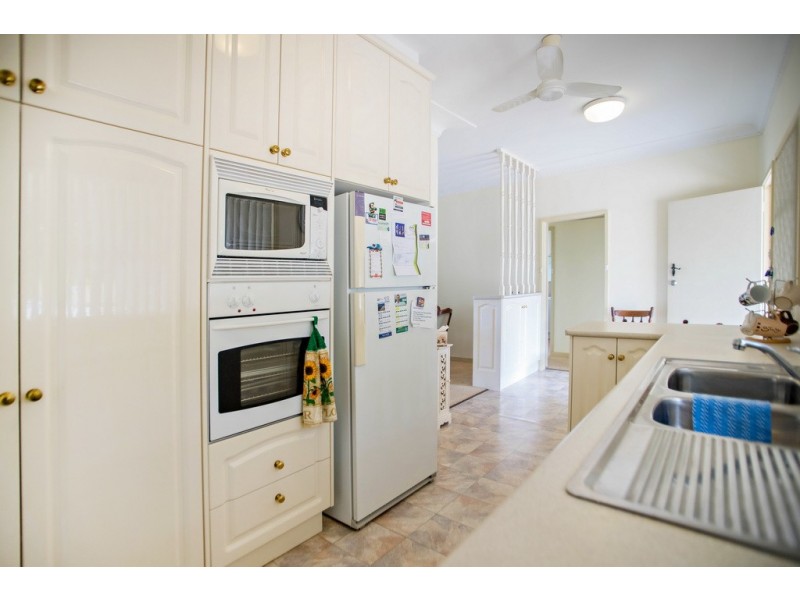 6 McLennan Street, Taree NSW 2430