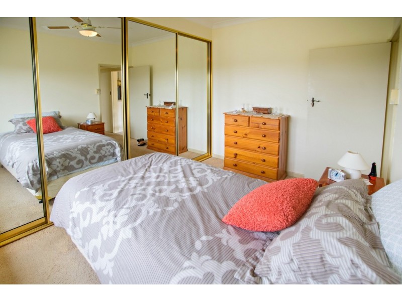 6 McLennan Street, Taree NSW 2430