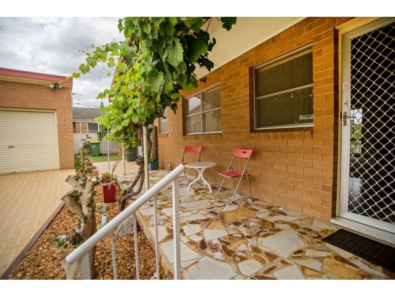 6 McLennan Street, Taree NSW 2430