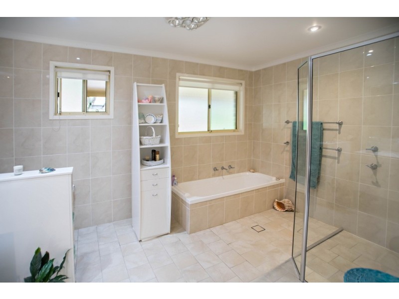 6430 Bucketts Way, Tinonee NSW 2430