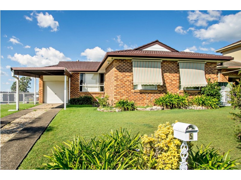 5 Bangalow Place, Taree NSW 2430