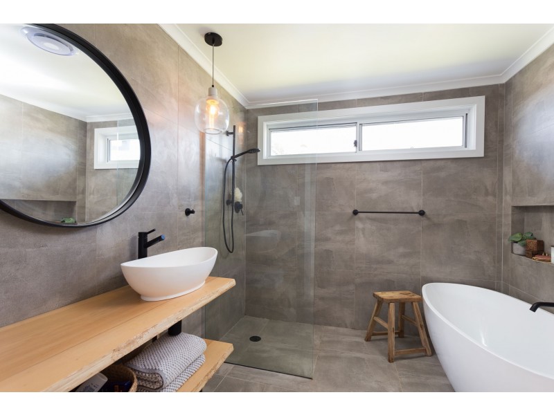 22 Belle Villa Parade, Old Bar NSW 2430