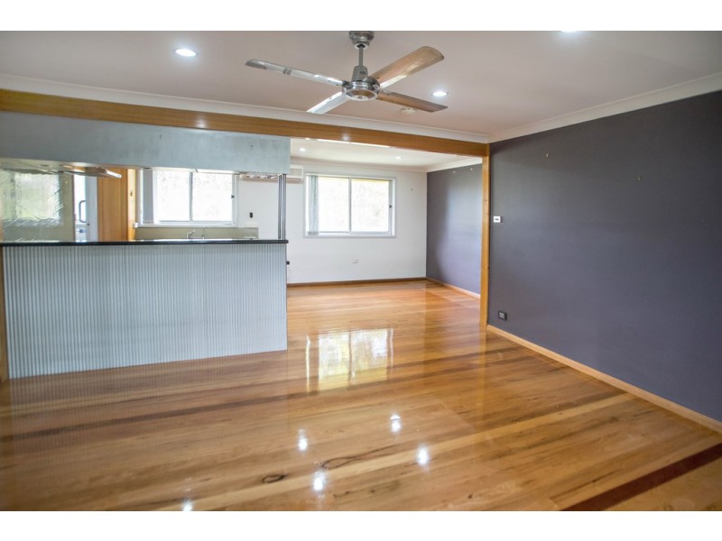 8 STOCKYARD CIRCUIT, Wingham NSW 2429