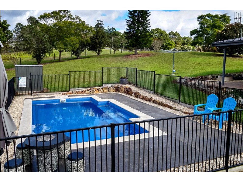 8 The Cedars Drive, Wingham NSW 2429