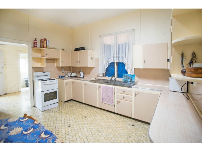 23 Florence Street, Taree NSW 2430