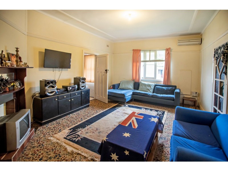 23 Florence Street, Taree NSW 2430