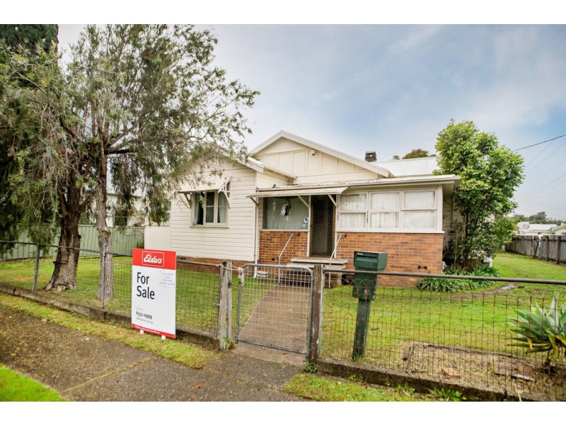 23 Florence Street, Taree NSW 2430