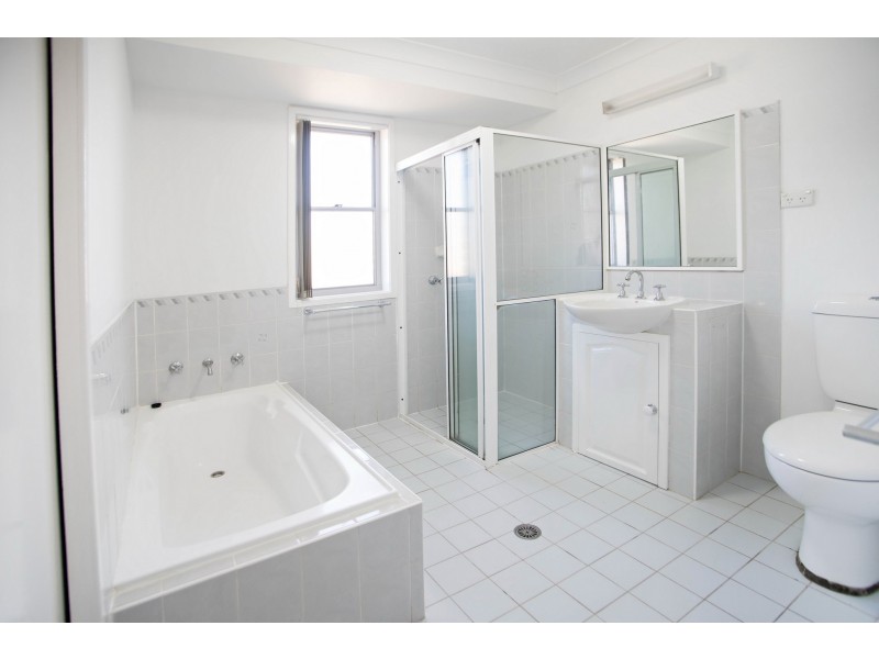 1 Patanga Close, Taree NSW 2430