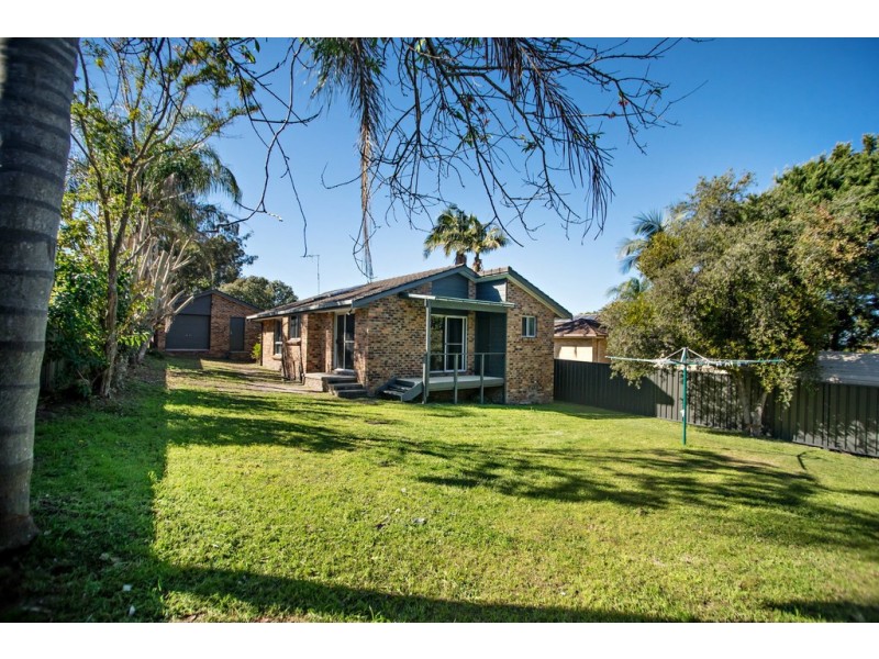 1 Patanga Close, Taree NSW 2430