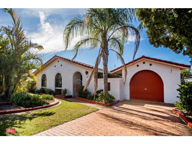 10 Battinga Close, Taree NSW 2430