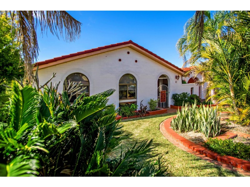 10 Battinga Close, Taree NSW 2430