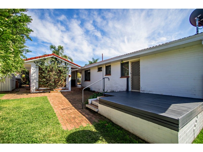 10 Battinga Close, Taree NSW 2430