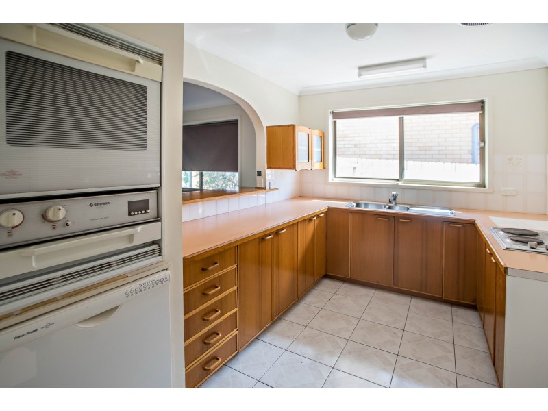 10 Battinga Close, Taree NSW 2430