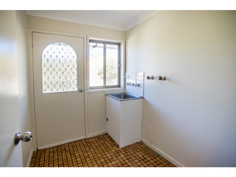 10 Battinga Close, Taree NSW 2430