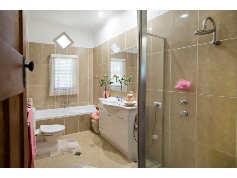 9 Nicoll Street, Taree NSW 2430