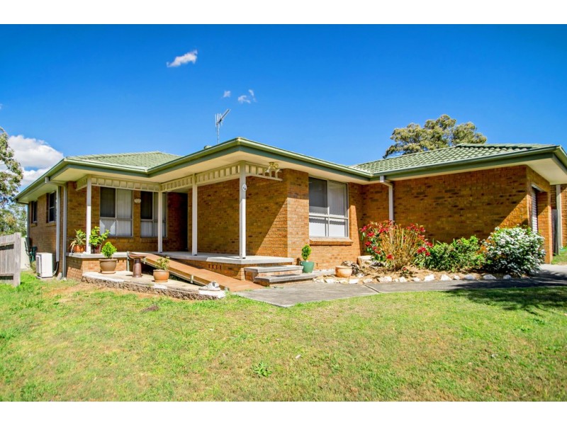 21 Lakkari CLose, Taree NSW 2430