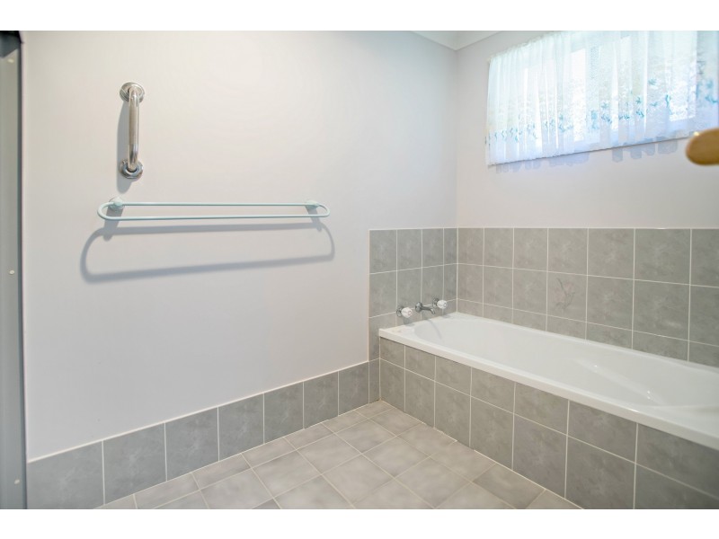 21 Lakkari CLose, Taree NSW 2430