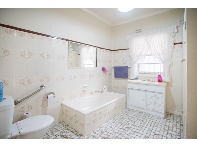 39 Bruntnell Street, Taree NSW 2430