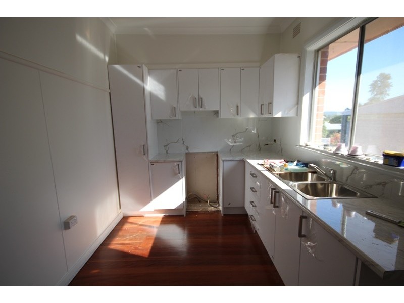 1/2 West End Avenue, Taree NSW 2430