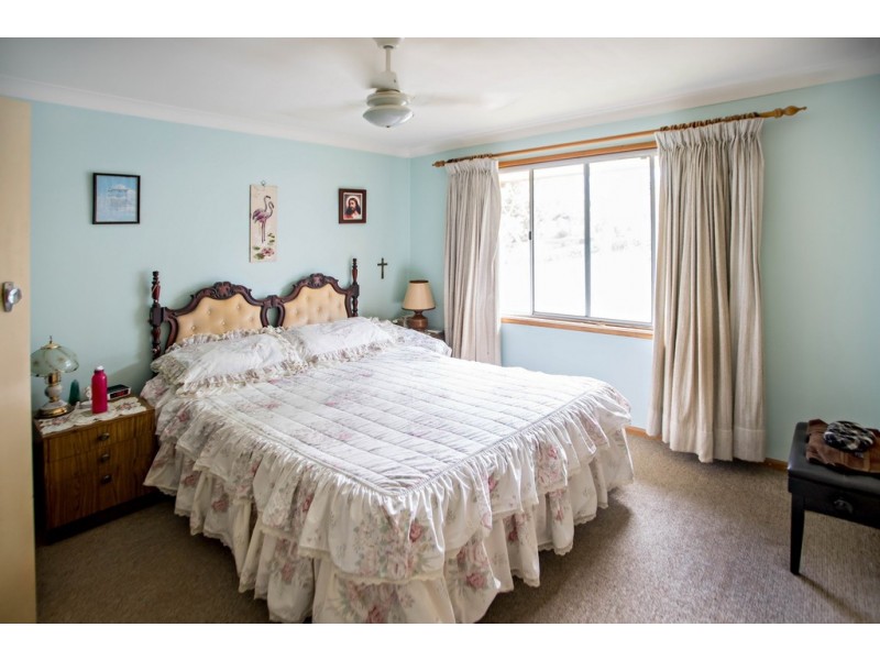 2 Henry Flett Street, Taree NSW 2430