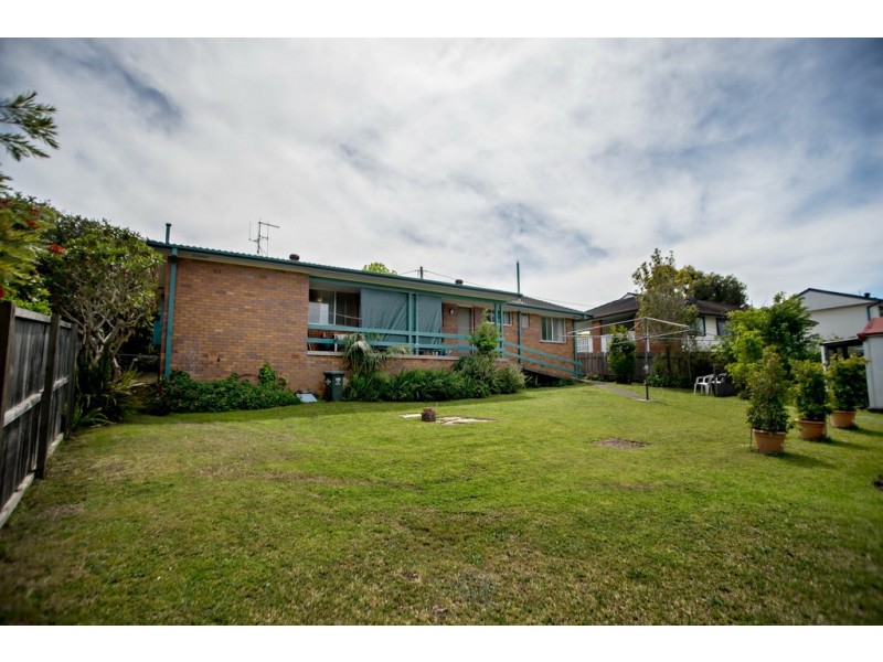 2 Henry Flett Street, Taree NSW 2430