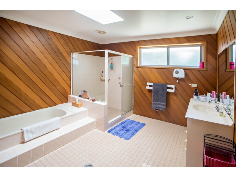 12 Sorrento Place, Taree NSW 2430