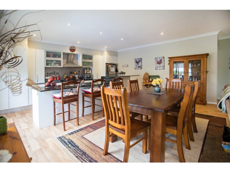 8 Lyndhurst Street, Taree NSW 2430