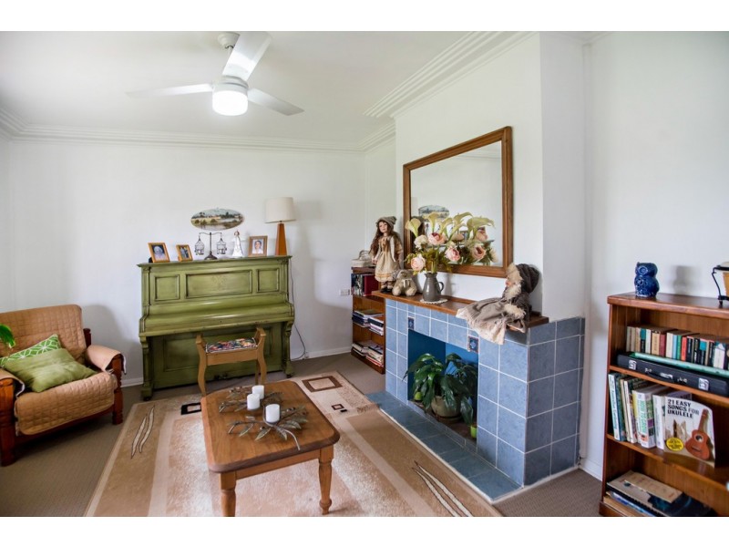 8 Lyndhurst Street, Taree NSW 2430