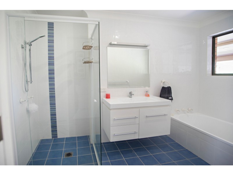 72 Murray Road, Wingham NSW 2429