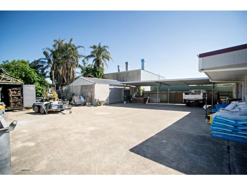 35 Crescent Avenue, Taree NSW 2430