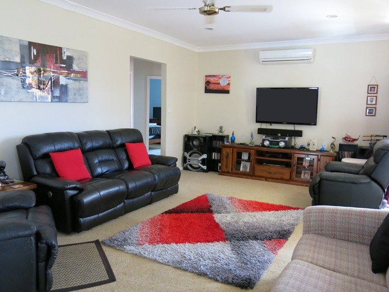 26 McRae Avenue, Taree NSW 2430