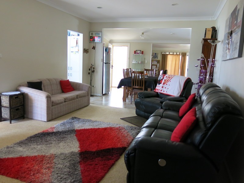 26 McRae Avenue, Taree NSW 2430