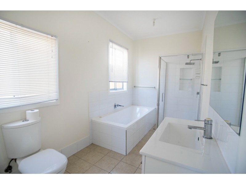 31 Georges Lane, Taree NSW 2430